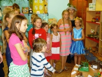 21 августа в зеленогорской детской библиотеке состоялся праздник "Полянка как скатерть-самобранка"