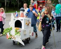 Примите участие в параде колясок в День Зеленогорска
