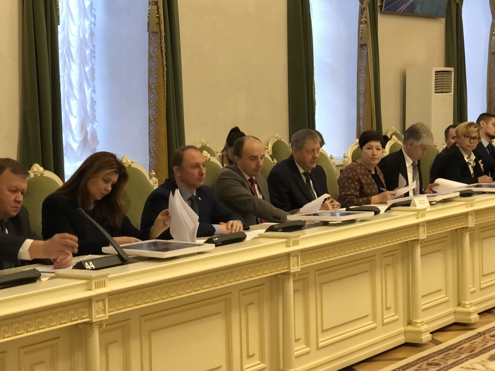 Депутат Ходосок выступил на заседании комитета по законодательству с вопросом законодательного регулирования квестов.