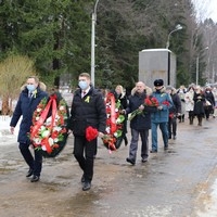 27 января, в день 77-й годовщины полного освобождения Ленинграда от фашистской блокады, на Зеленогорском Мемориале прошел торжественно-траурный митинг